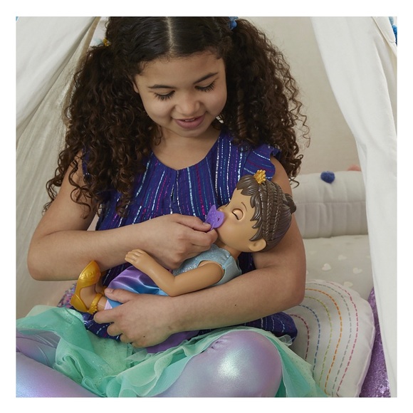 NIB BABY ALIVE PRINCESS ELLIE GROWS UP - Picture 5 of 12